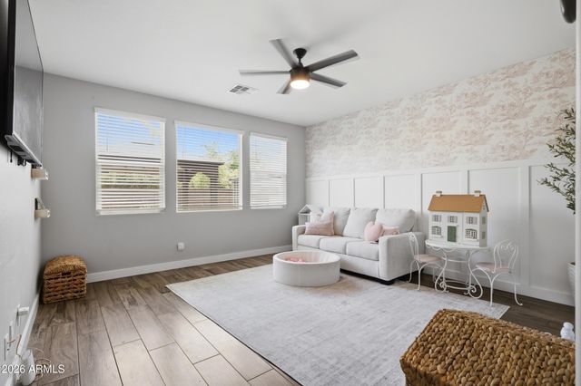 12517 W LAWRENCE Road, Glendale, AZ 85307
