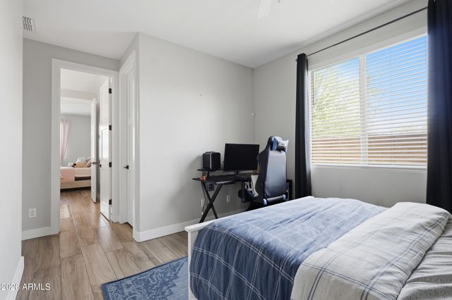 12517 W LAWRENCE Road, Glendale, AZ 85307