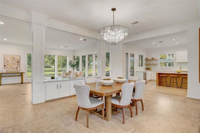 1428 Sugar Creek Boulevard, Sugar Land, TX 77478