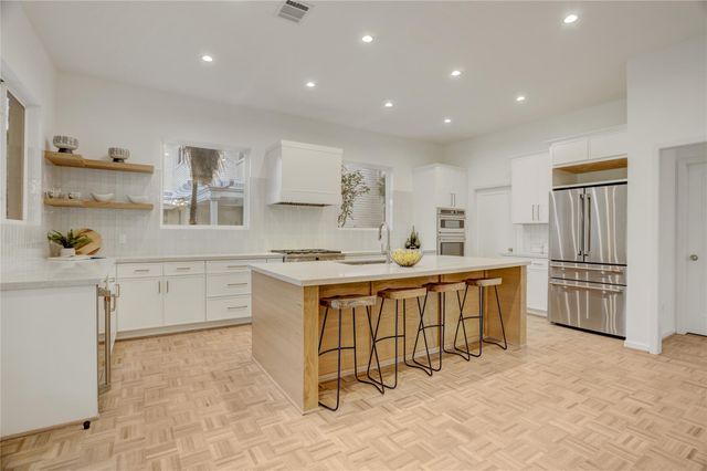 1428 Sugar Creek Boulevard, Sugar Land, TX 77478