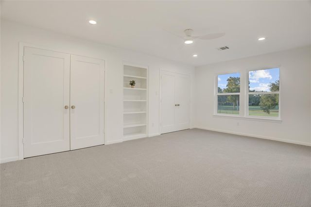 1428 Sugar Creek Boulevard, Sugar Land, TX 77478