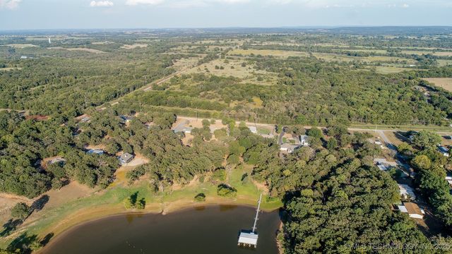 8 E 1120 Road, Checotah, OK 74426