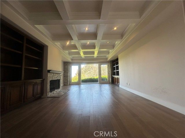 60 Crest Road, Rolling Hills, CA 90274