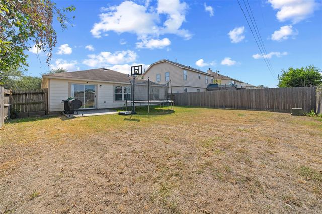 427 Remington Heights Drive, Houston, TX 77073