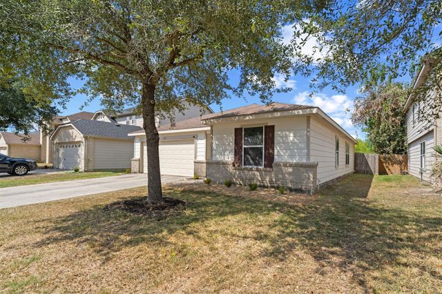 427 Remington Heights Drive, Houston, TX 77073