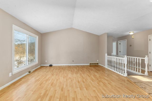 17610 Simmons Avenue Ne, Solon Twp, MI 49319