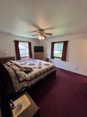 5210 Big Bow Road, Fitchburg, WI 53711