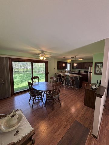 5210 Big Bow Road, Fitchburg, WI 53711
