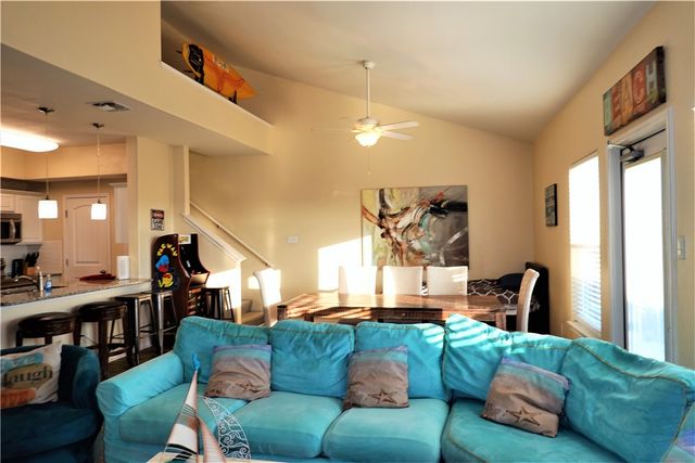 15101 Beach Country Dr, Corpus Christi, TX 78418