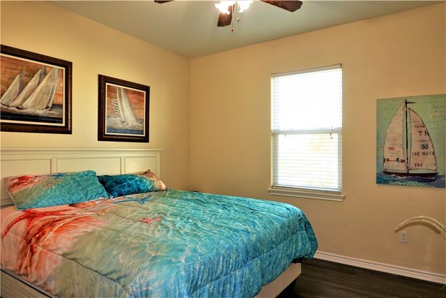 15101 Beach Country Dr, Corpus Christi, TX 78418