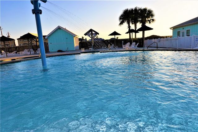 15101 Beach Country Dr, Corpus Christi, TX 78418