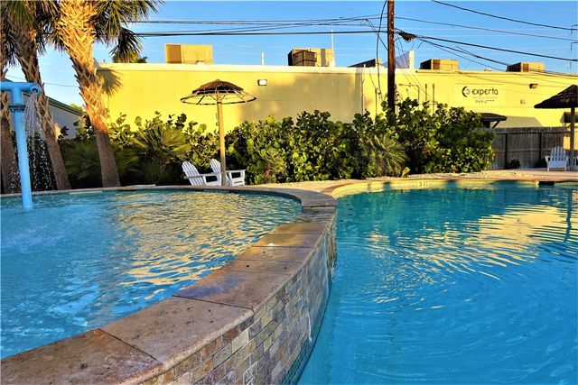 15101 Beach Country Dr, Corpus Christi, TX 78418