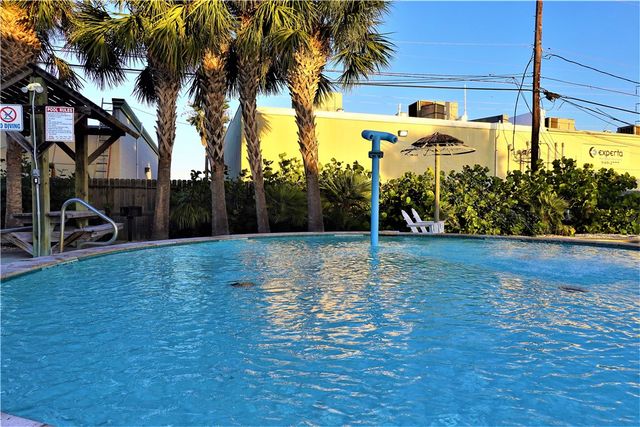 15101 Beach Country Dr, Corpus Christi, TX 78418