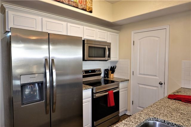 15101 Beach Country Dr, Corpus Christi, TX 78418