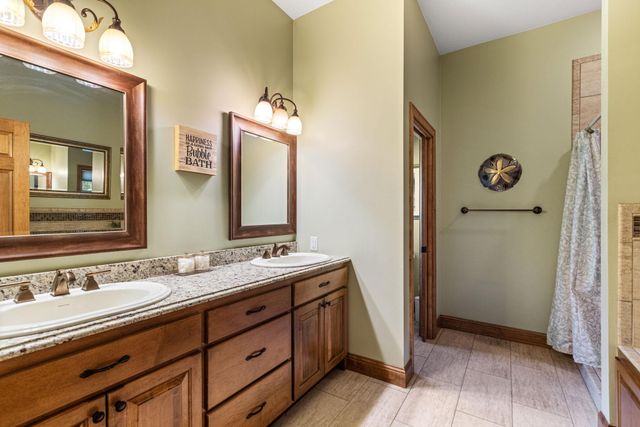 1097 15th Street SW, New Prague, MN 56071