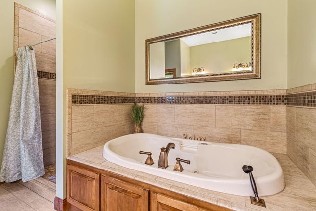 1097 15th Street SW, New Prague, MN 56071