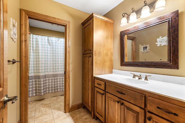 1097 15th Street SW, New Prague, MN 56071