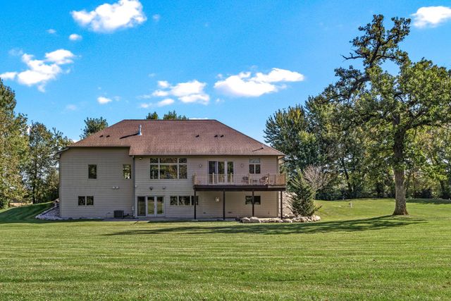 1097 15th Street SW, New Prague, MN 56071