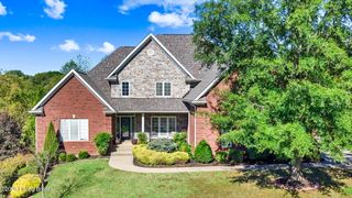 8809 Duck Crossing Ln, Louisville, KY 40291