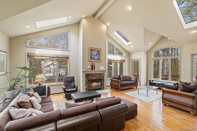 150 Trails End, New City, NY 10956
