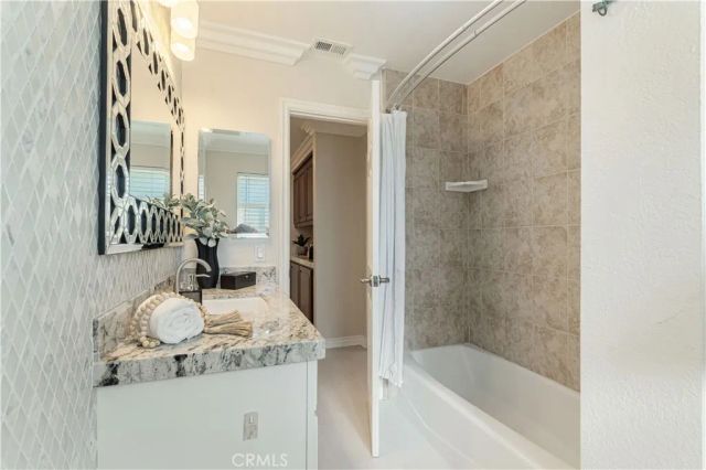 23509 Cutter Drive, Canyon Lake, CA 92587