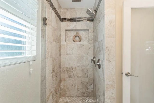 23509 Cutter Drive, Canyon Lake, CA 92587