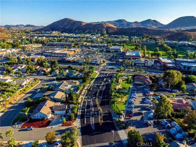 23509 Cutter Drive, Canyon Lake, CA 92587