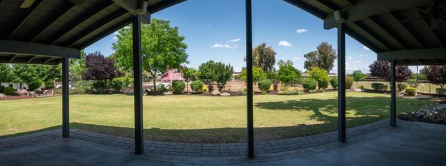 7044 E Clinton Avenue, Fresno, CA 93737