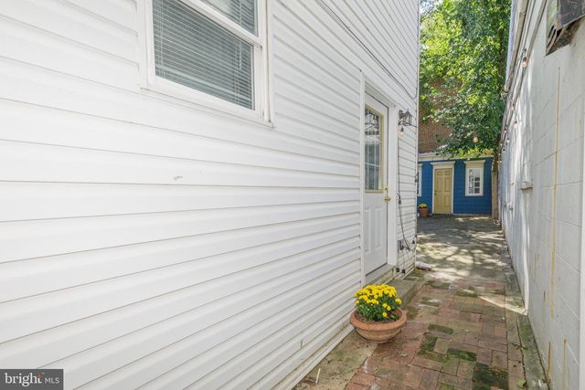 1261 U ST SE, Washington, DC 20020