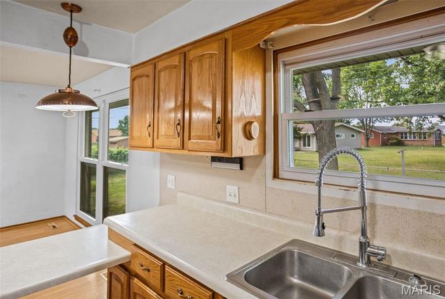 622 Church Drive, Bethalto, IL 62010