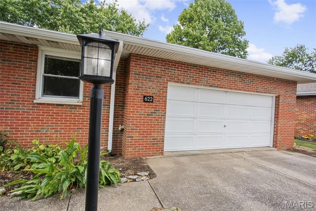 622 Church Drive, Bethalto, IL 62010