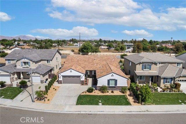 5592 Avocet Drive, Jurupa Valley, CA 91752