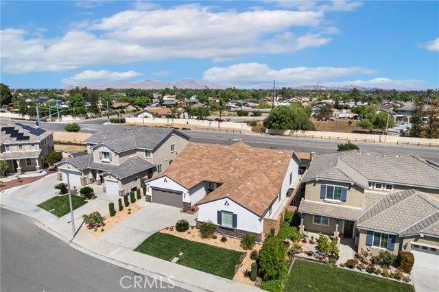 5592 Avocet Drive, Jurupa Valley, CA 91752