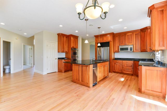21700 Fenway Court N, Forest Lake, MN 55025