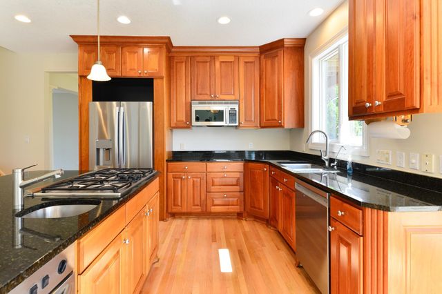 21700 Fenway Court N, Forest Lake, MN 55025