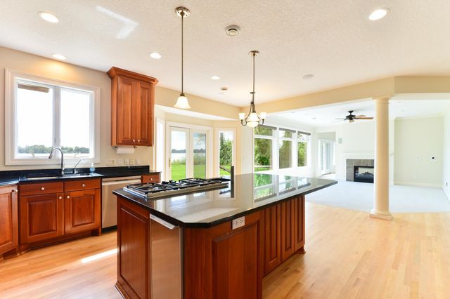 21700 Fenway Court N, Forest Lake, MN 55025