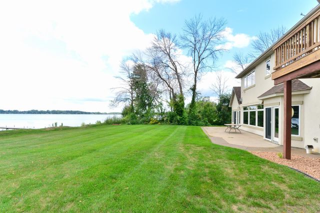 21700 Fenway Court N, Forest Lake, MN 55025