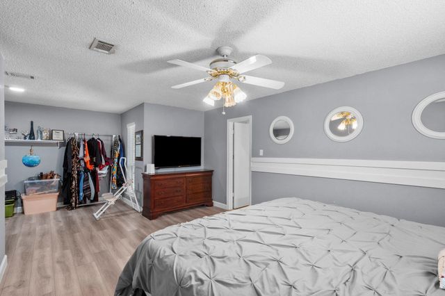 19602 Dianeshire Drive, Spring, TX 77388