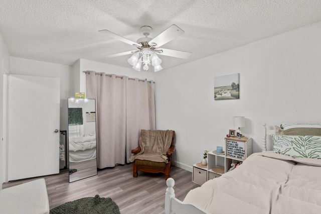 19602 Dianeshire Drive, Spring, TX 77388