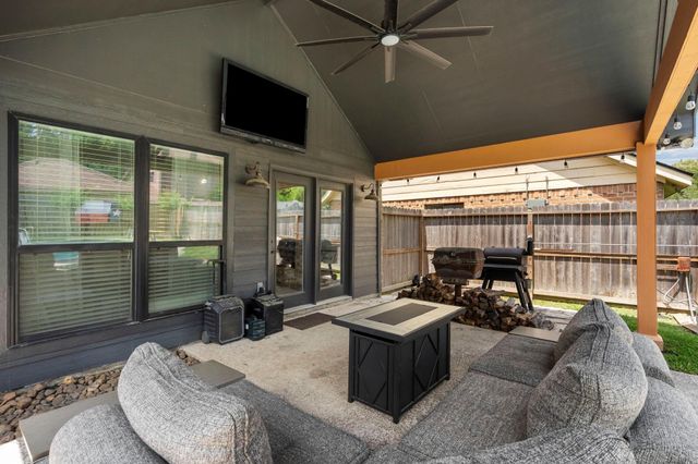 19602 Dianeshire Drive, Spring, TX 77388