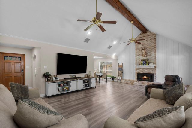 19602 Dianeshire Drive, Spring, TX 77388