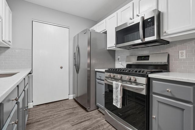 4250 Wincove Drive, Groveport, OH 43125