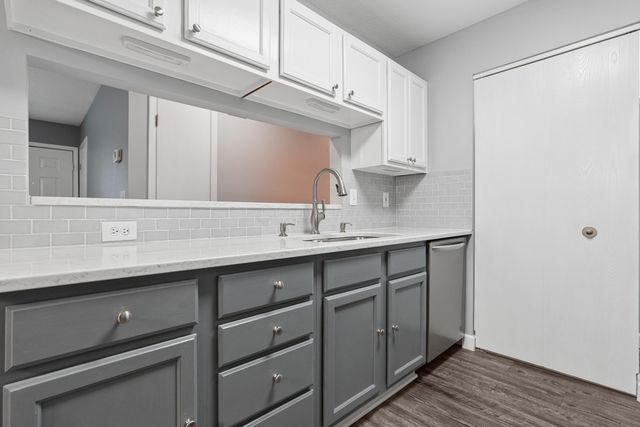 4250 Wincove Drive, Groveport, OH 43125