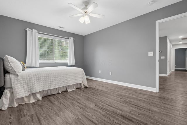 4250 Wincove Drive, Groveport, OH 43125