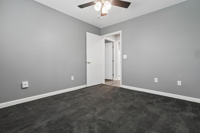 4250 Wincove Drive, Groveport, OH 43125