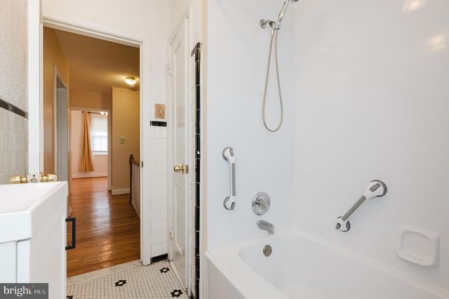 8106 GLEN GARY RD, Towson, MD 21286