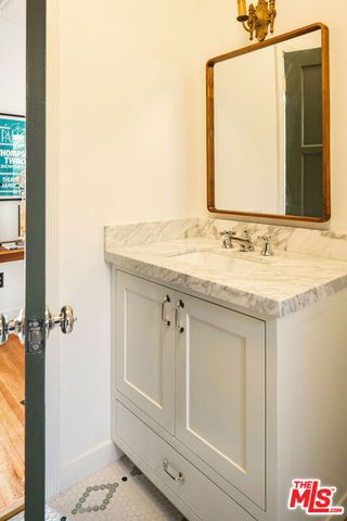 3761 Monon Street, Los Angeles, CA 90027