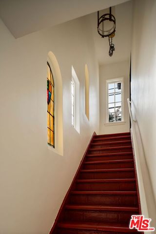 3761 Monon Street, Los Angeles, CA 90027