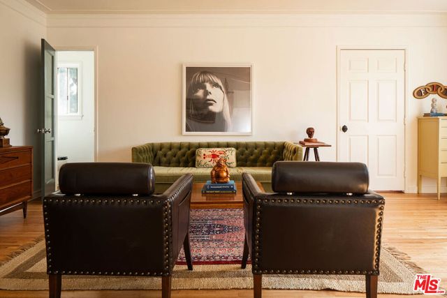 3761 Monon Street, Los Angeles, CA 90027