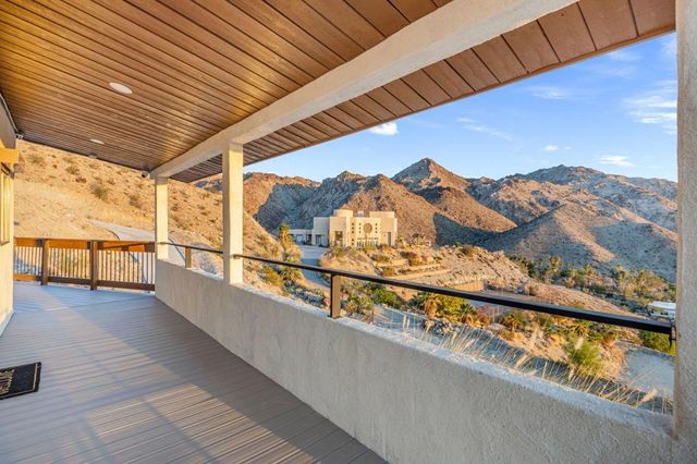 71105 Cholla Way, Palm Desert, CA 92260